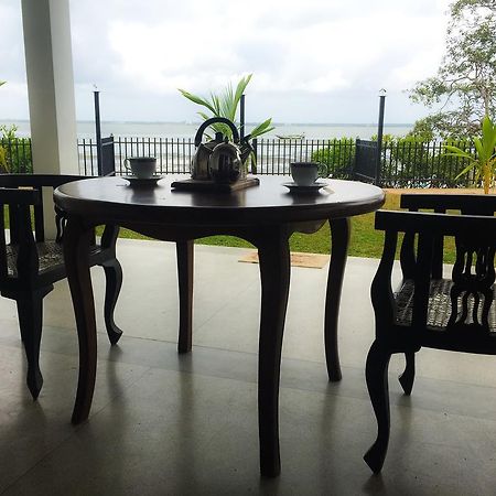 Negombo Holiday Home Luaran gambar