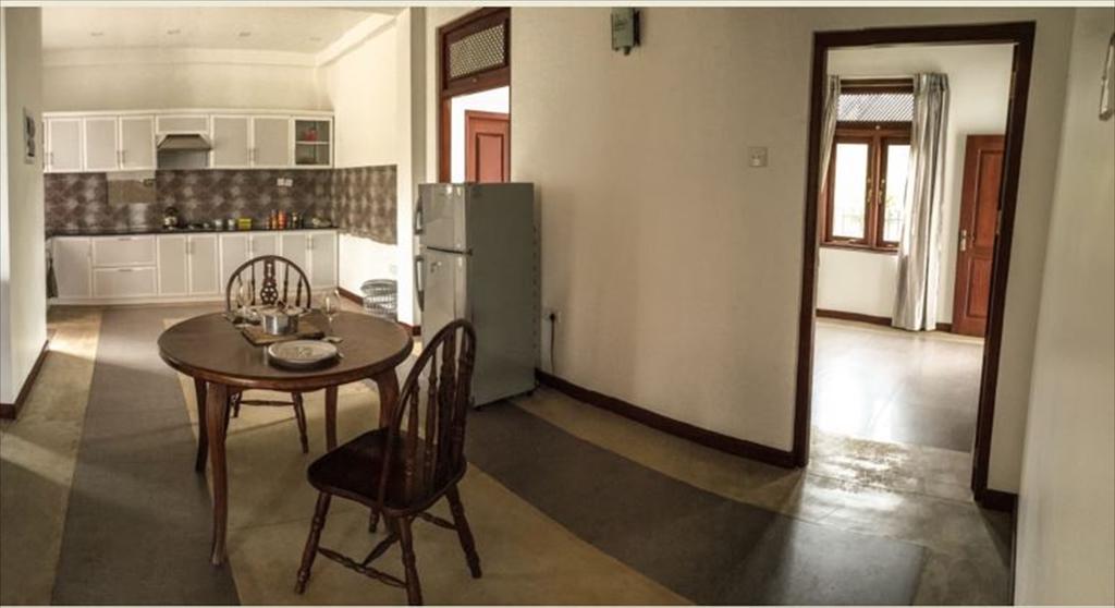 Negombo Holiday Home Luaran gambar
