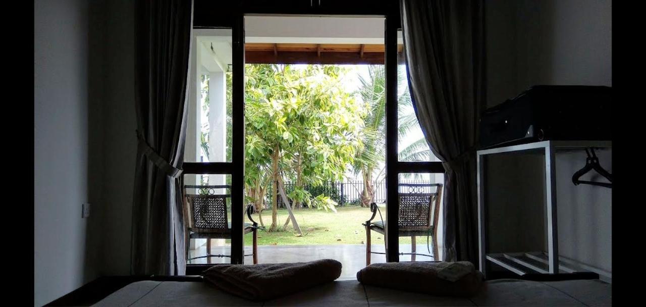 Negombo Holiday Home Luaran gambar