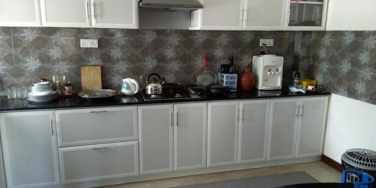 Negombo Holiday Home Luaran gambar