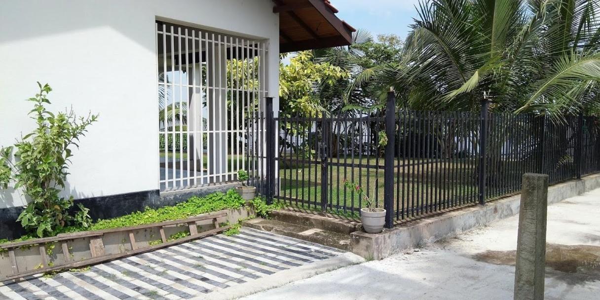 Negombo Holiday Home Luaran gambar
