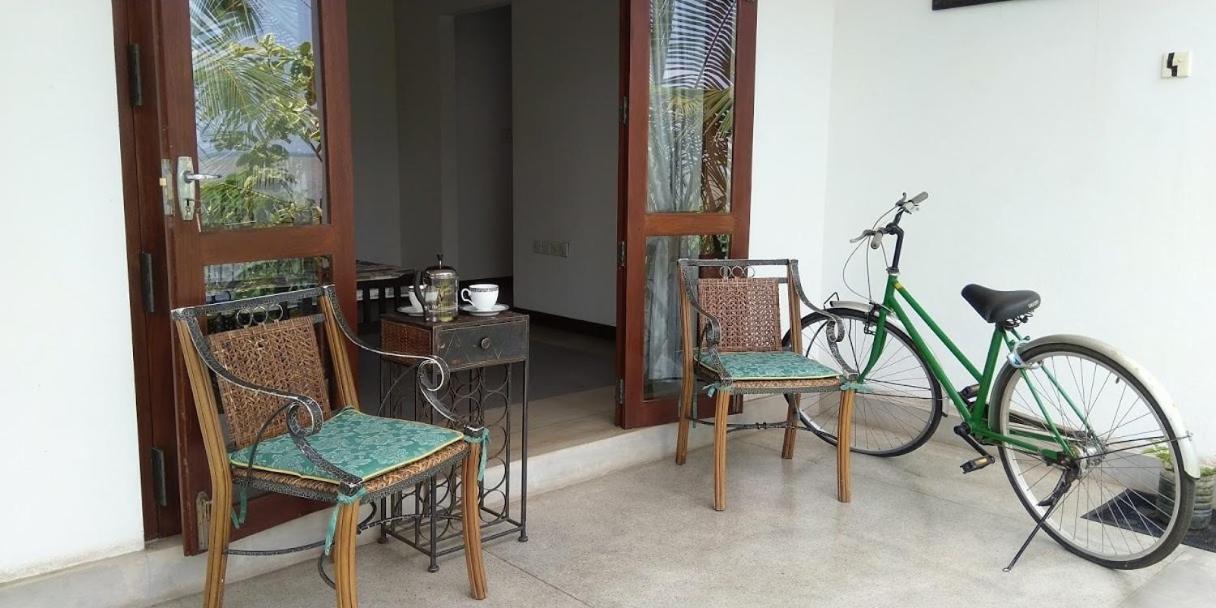 Negombo Holiday Home Luaran gambar