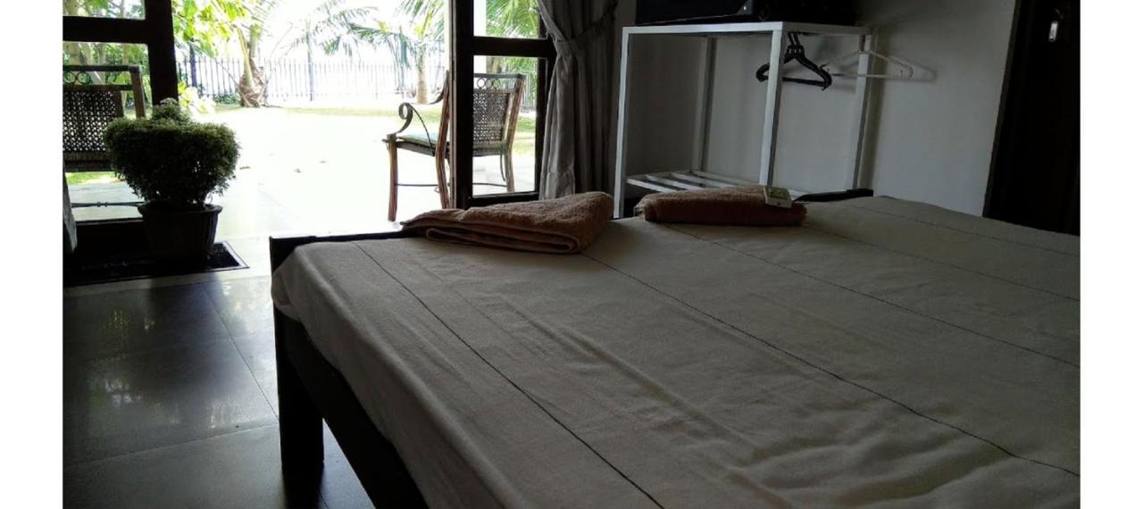 Negombo Holiday Home Luaran gambar